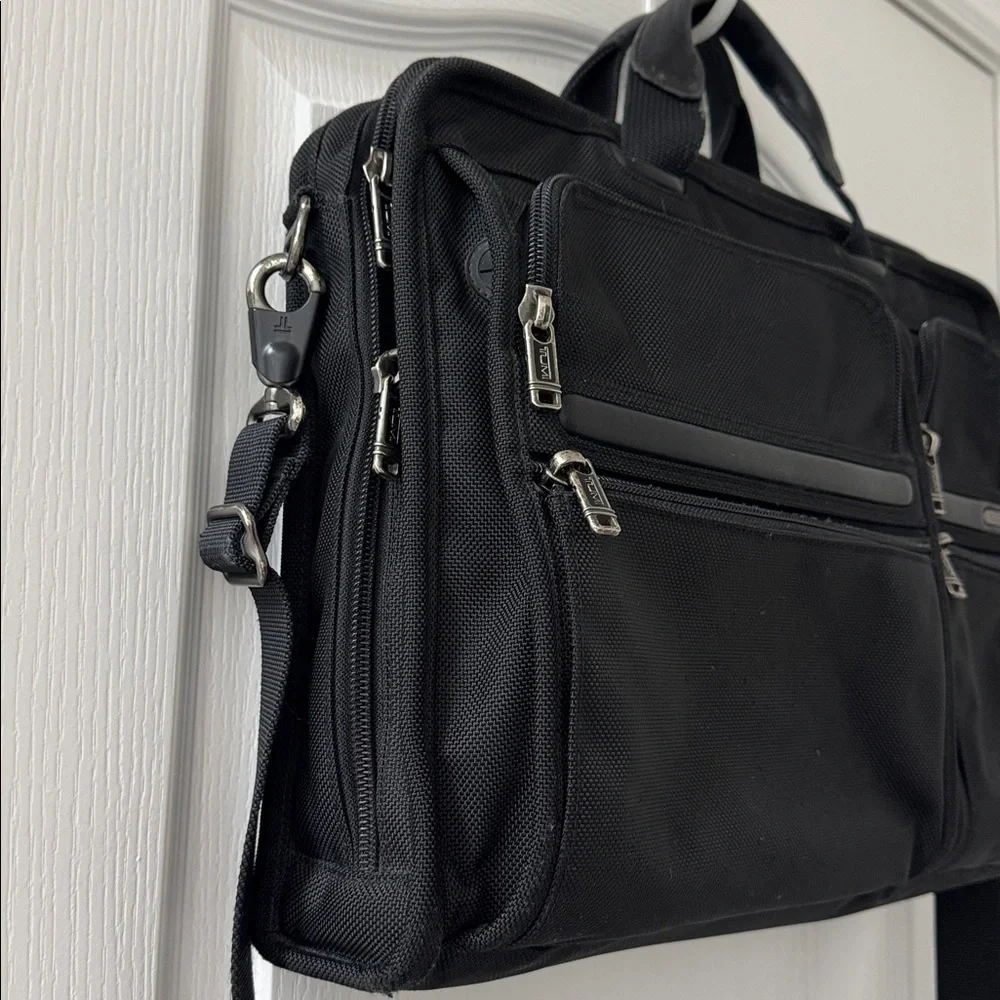TUMI Laptop/Briefcase With Multiple Pockets & Padded Compartment Black Nylon